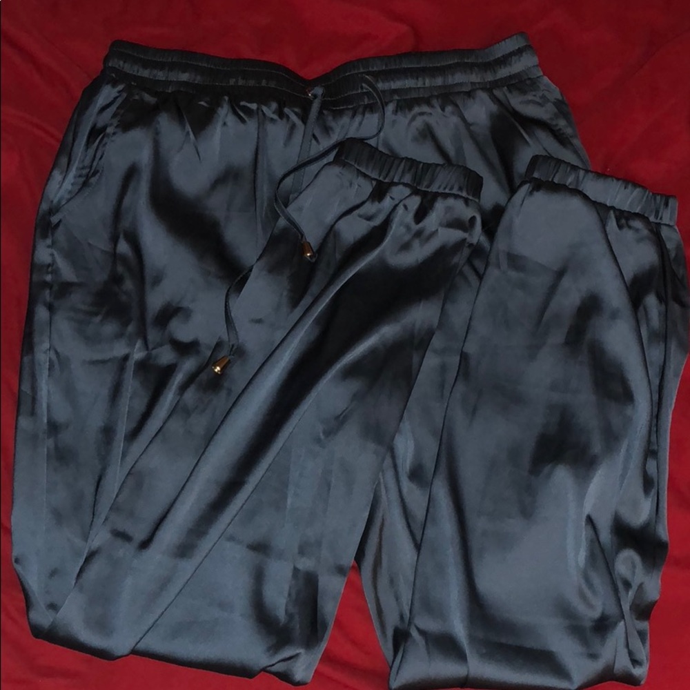 Silk joggers